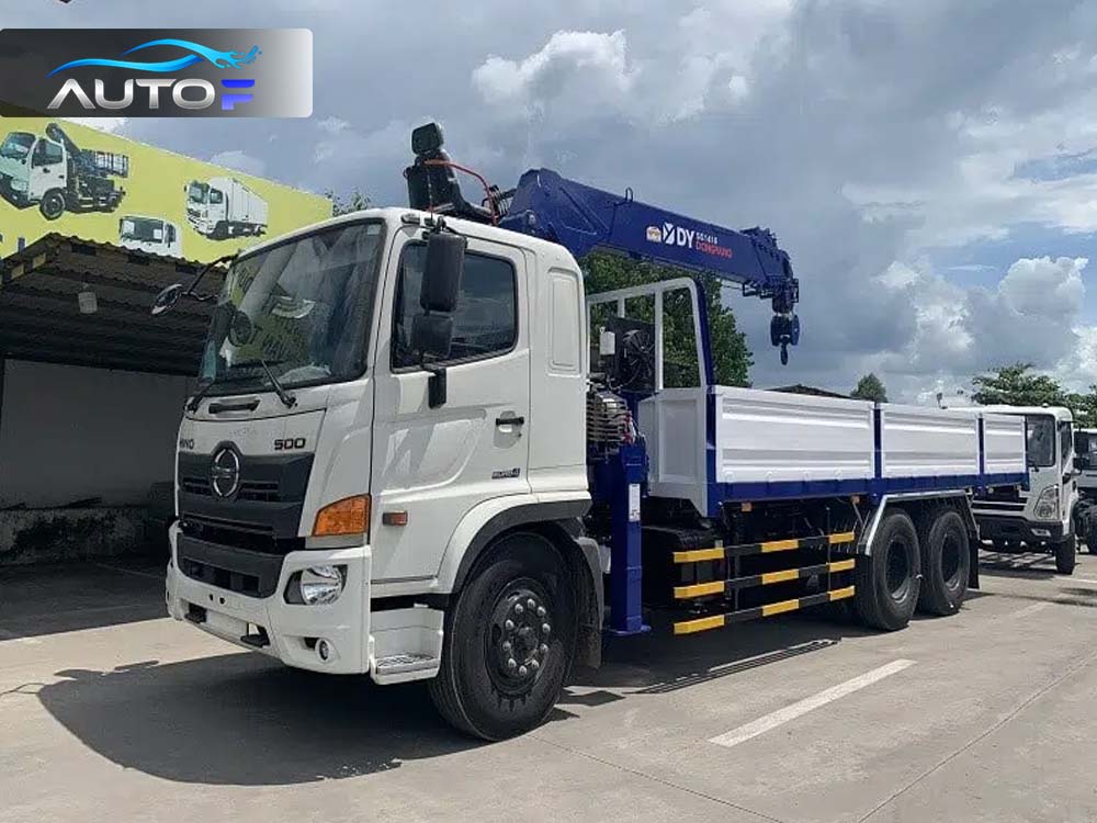 Giá xe tải gắn cẩu Hino 7 tấn mới nhất tại AutoF